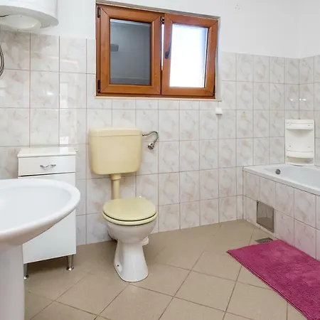 Apartman Olivera *