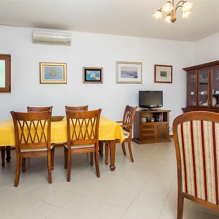 Olivera Apartman Trogir